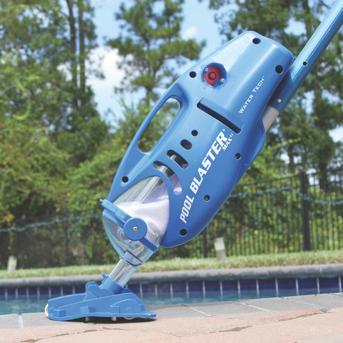 Aspirateur de Piscine et Spa Sans Fil Max Li avec Moteur P30 Batterie Lithium-Ion 2200 mAh Autonomie jusqu'à 1 Heure