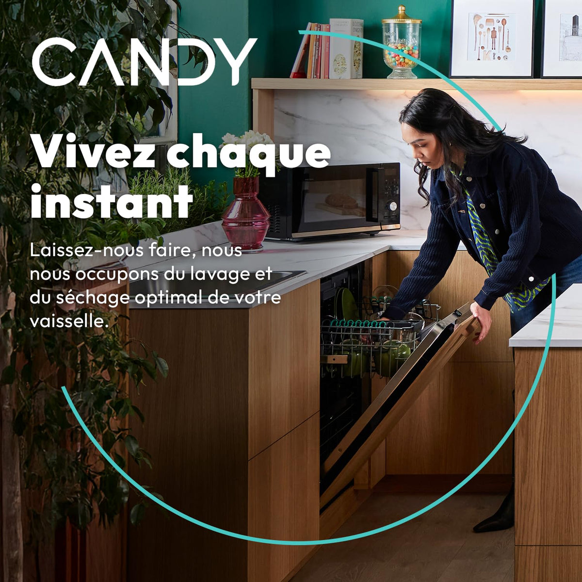 Lave-vaisselle pose libre 15 couverts classe énergétique C 8 programmes 46 dB Wash & Dry 35 min ouverture automatique Wi-Fi Bluetooth noir