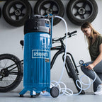 Compresseur d'air vertical sans huile HC51V 1500 W 50 L 10 bar débit 220 L/min tuyau d'air 8 m kit 13 accessoires