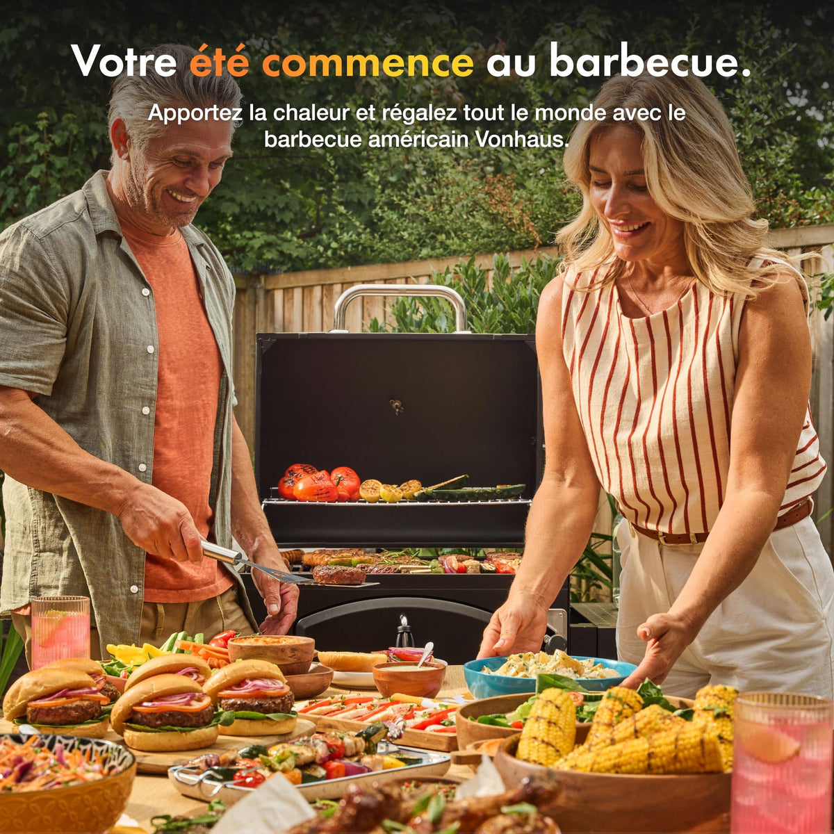 Barbecue au charbon XL avec couvercle et fumoir 2-en-1 grille en fonte 57 x 41 cm thermomètre 2 tablettes rabattables