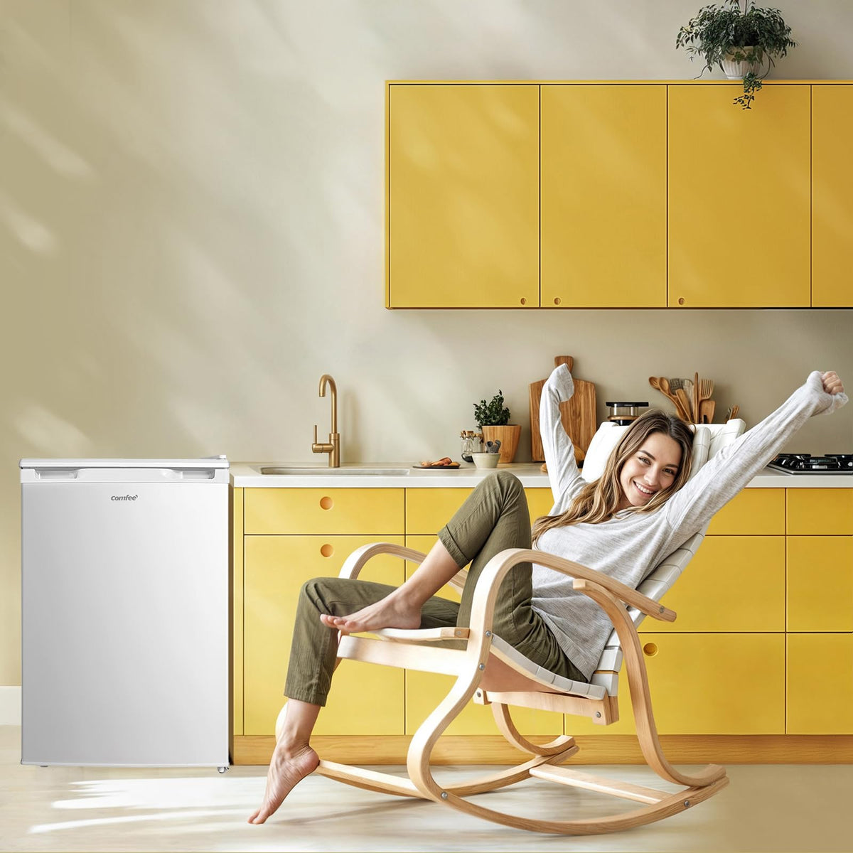 Réfrigérateur congélateur compact 113 L classe D congélateur 4 étoiles 16 L 35 dB 2 clayettes verre porte réversible blanc