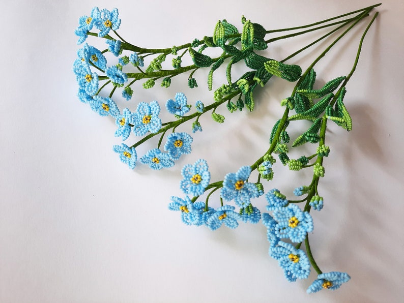 Branche de myosotis en perles françaises, décoration florale 35 cm