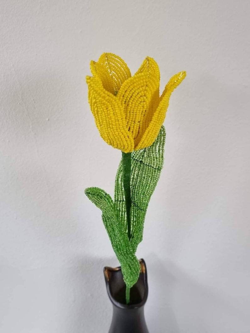 Tulipe perlée artificielle 45 cm, fleur décorative pour intérieur