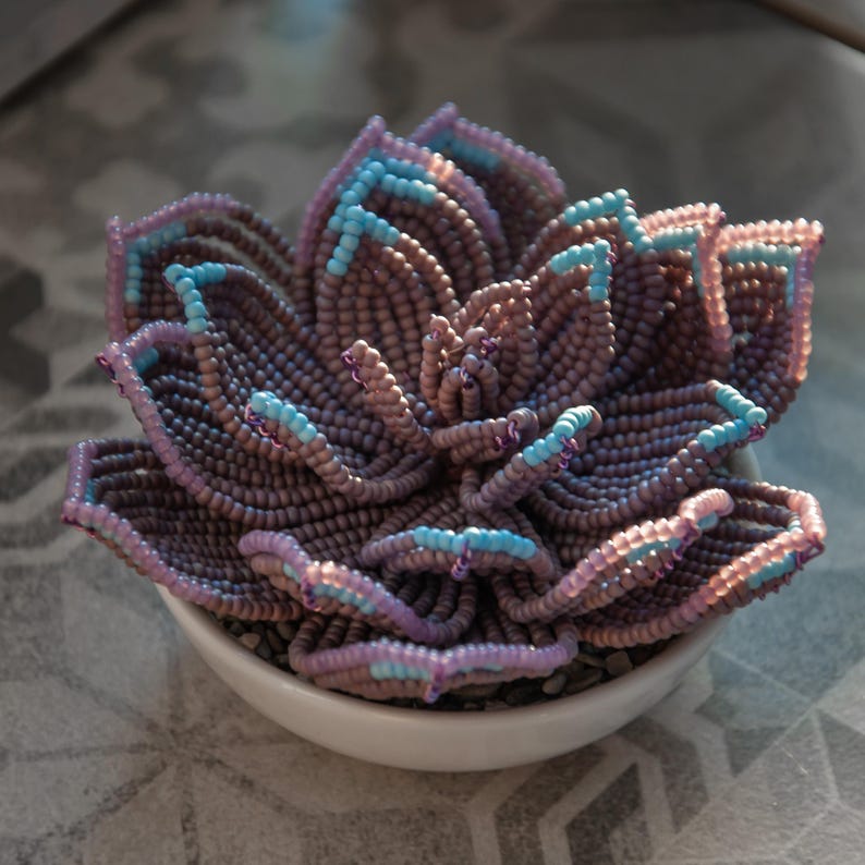 Succulente perlée lilas, fleurs perlées perles françaises, 9x6 cm