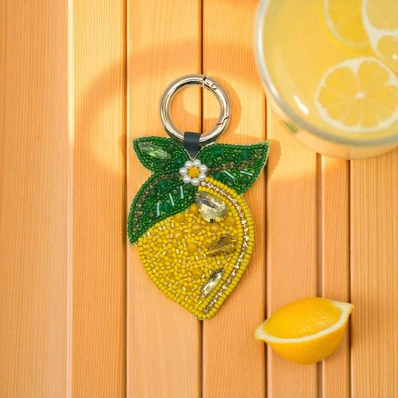 Porte-clés Citron de Sicile Perlé à la Main avec Breloque pour Sac, Jaune