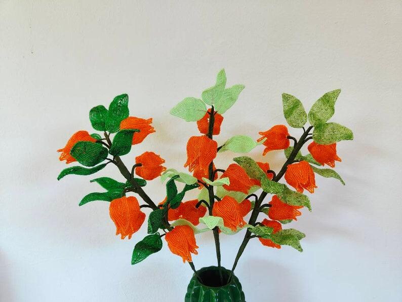 Branche de Physalis Ornementale 50cm avec Fleurs et Feuilles en Perles