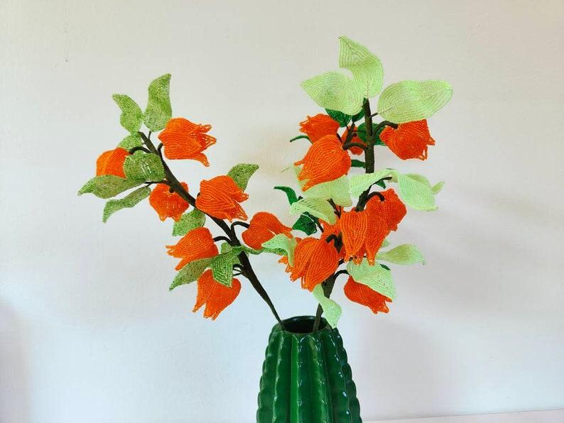 Branche de Physalis Ornementale 50cm avec Fleurs et Feuilles en Perles