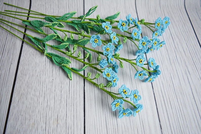 Bouquet de myosotis en perles, lot de 7 fleurs sur tige, fleurs bleues, style provençal, hauteur 35 cm