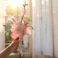 Bouquet de mariée en perles de rocaille lys rose
