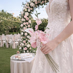 Bouquet de mariée en perles de rocaille lys rose