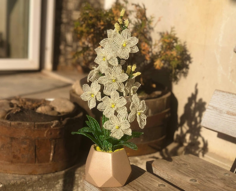 Sculpture d'orchidée en perles blanche artificielle, fleur en pot, ornement de bureau
