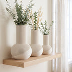 Vase côtelé Tama | Vase à ventre rond et col haut, imprimé en 3D | Côtes en spirale | Fleurs séchées et herbes de la pampa | Style bohème japonais
