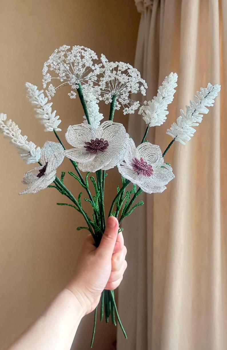Bouquet de 10 fleurs perlées blanches, décoration intérieure française