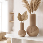 Vase côtelé Tama | Vase à ventre rond et col haut, imprimé en 3D | Côtes en spirale | Fleurs séchées et herbes de la pampa | Style bohème japonais