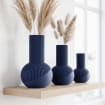 Vase côtelé Tama | Vase à ventre rond et col haut, imprimé en 3D | Côtes en spirale | Fleurs séchées et herbes de la pampa | Style bohème japonais